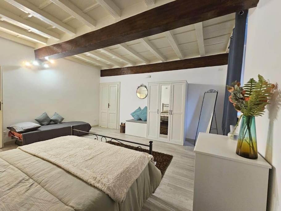 Apartamento Il Rifugio Di Trip Mantua Exterior foto
